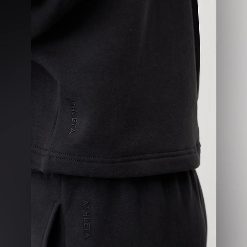 NWT Athleta Forever Fleece Dolman Crop Sweatshirt Size Small Black - Picture 3 of 8